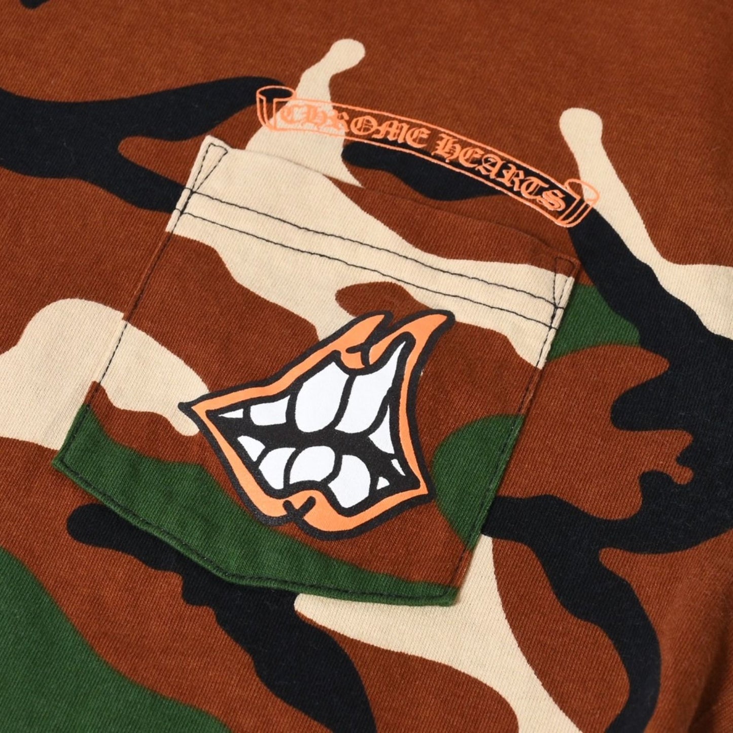 Chrome Hearts Matty Boy Camo Pattern Graphic Crew Neck Long Sleeve T-Shirt S — view 4
