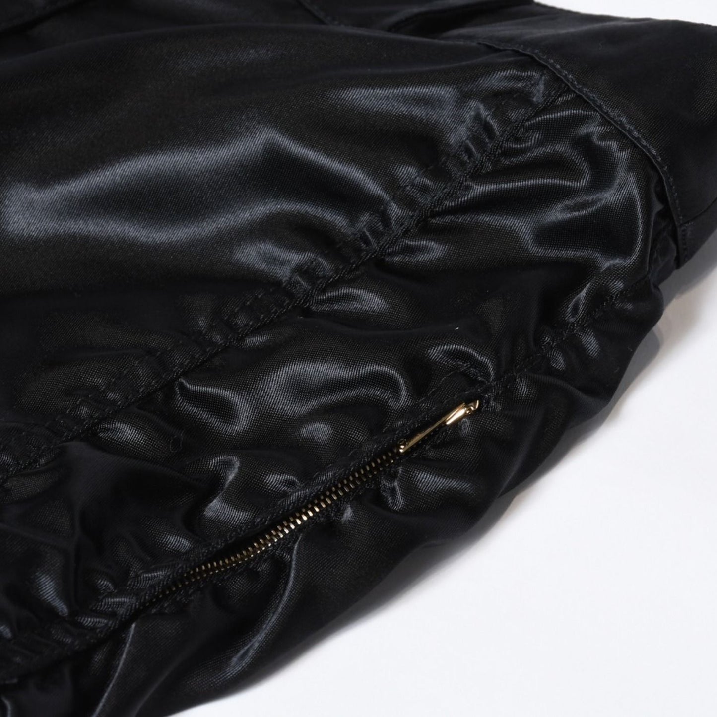 Chanel Shorts No 5 Button CC Logo Black Gathered 36 — view 5