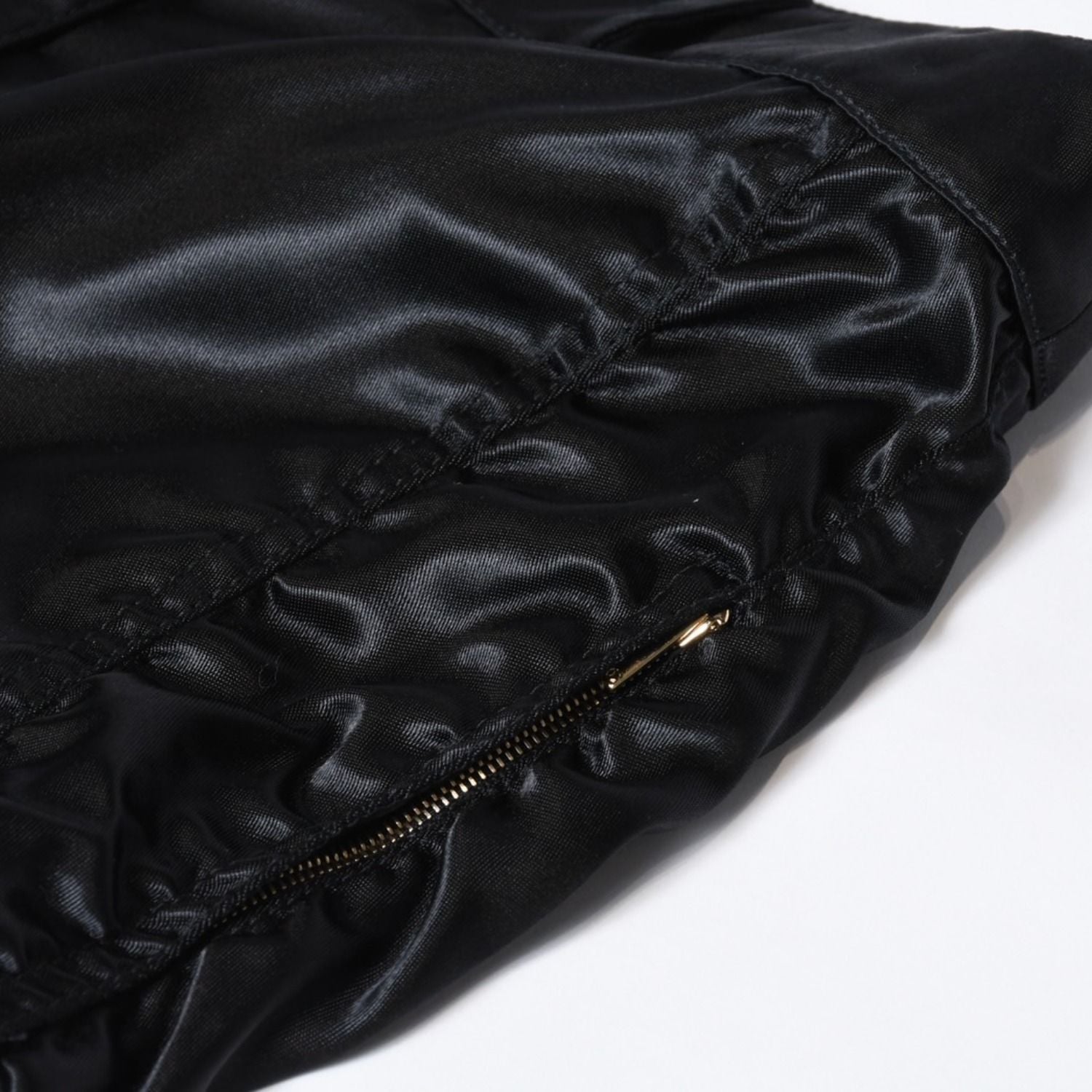 Chanel Shorts No 5 Button CC Logo Black Gathered 36 — view 5