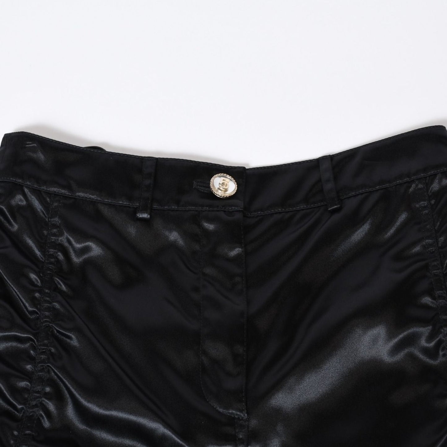 Chanel Shorts No 5 Button CC Logo Black Gathered 36 — view 3