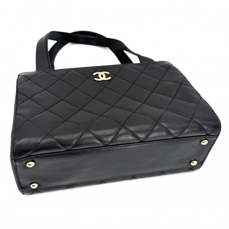 Chanel Handbag Quilted CC Logo Tote Shoulder Lambskin