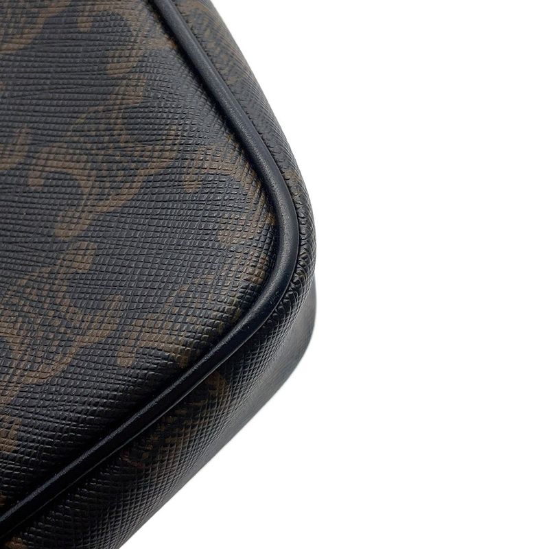 Celine Shoulder Bag Triomphe Horizontal Leather Black Brown