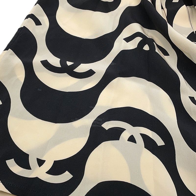Chanel Short Sleeve Shirt CC Logo Wave Silk 36 Cream Black