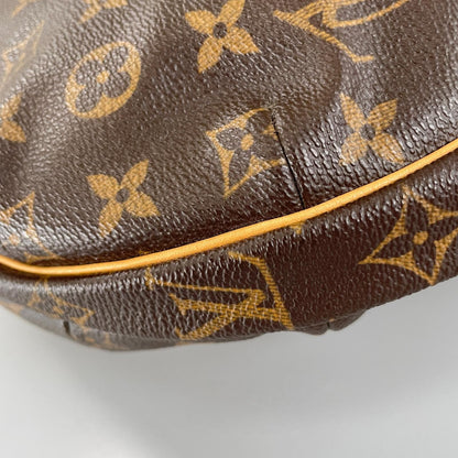 Louis Vuitton Croissant MM Shoulder Bag Monogram Canvas Brown — view 6