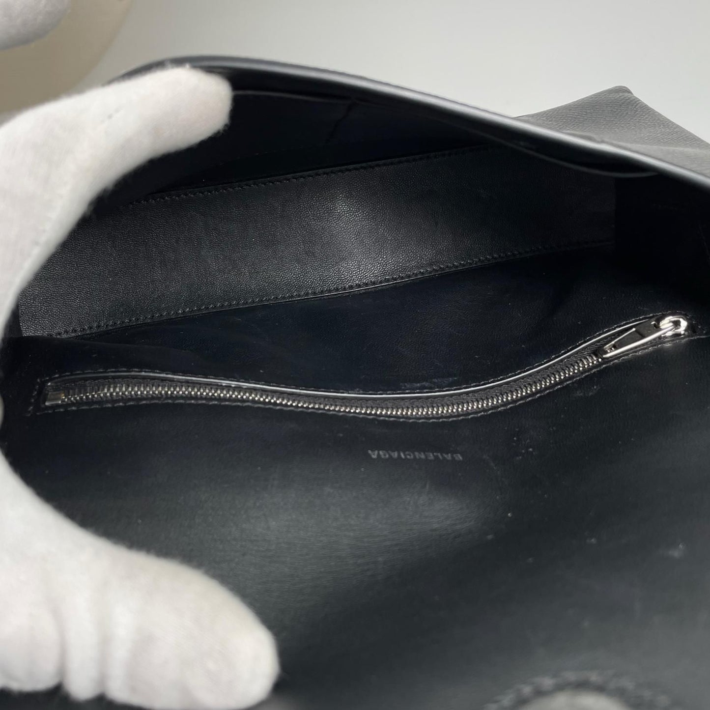 Balenciaga Downtown Cross Bag XS Shoulder Bag Leather Black — view 7