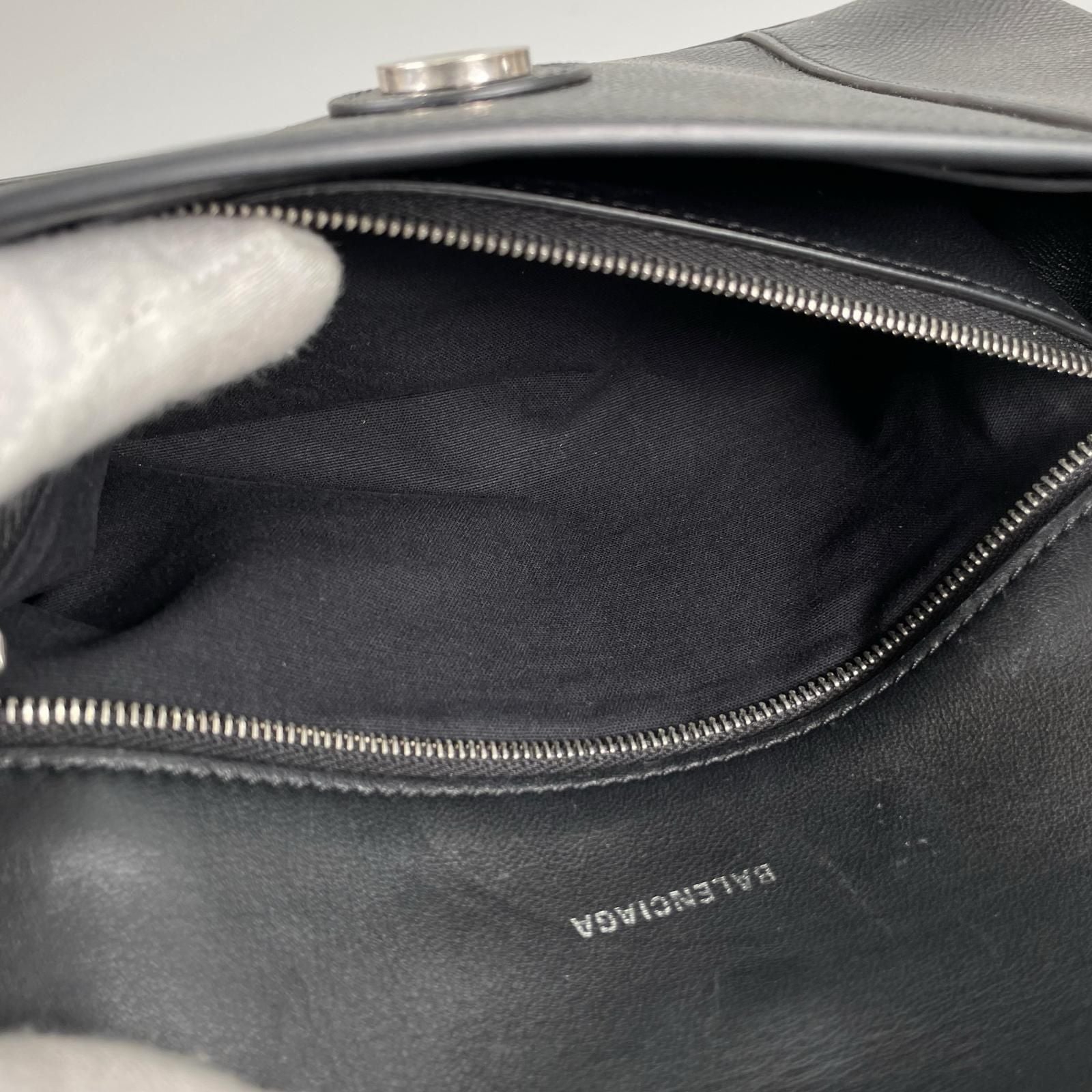 Balenciaga Downtown Cross Bag XS Shoulder Bag Leather Black — view 8