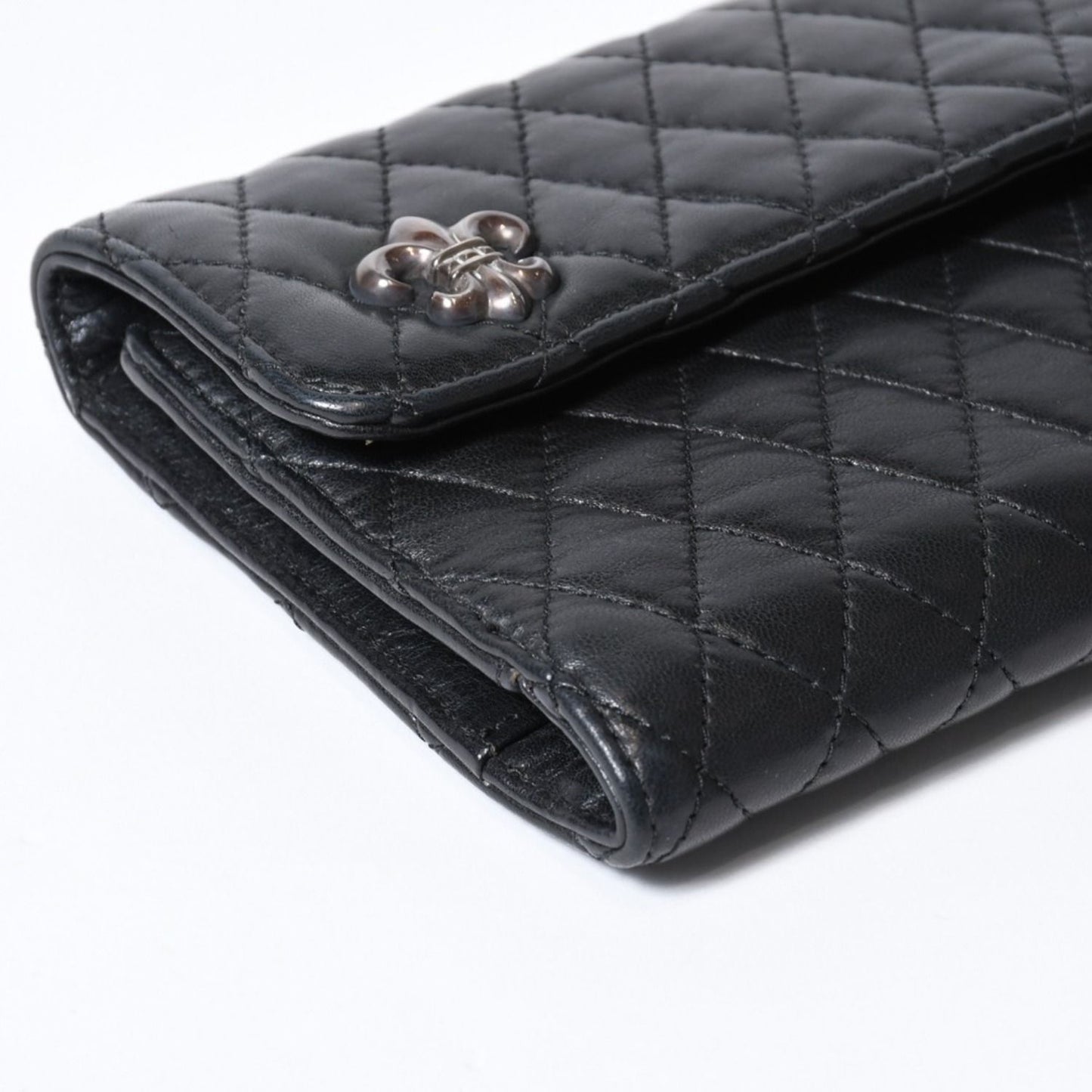 Chrome Hearts Quilted Leather Wallet BS Flare Lambskin Black — view 5