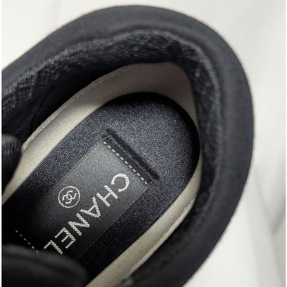 Chanel Sneakers CC Logo Black White