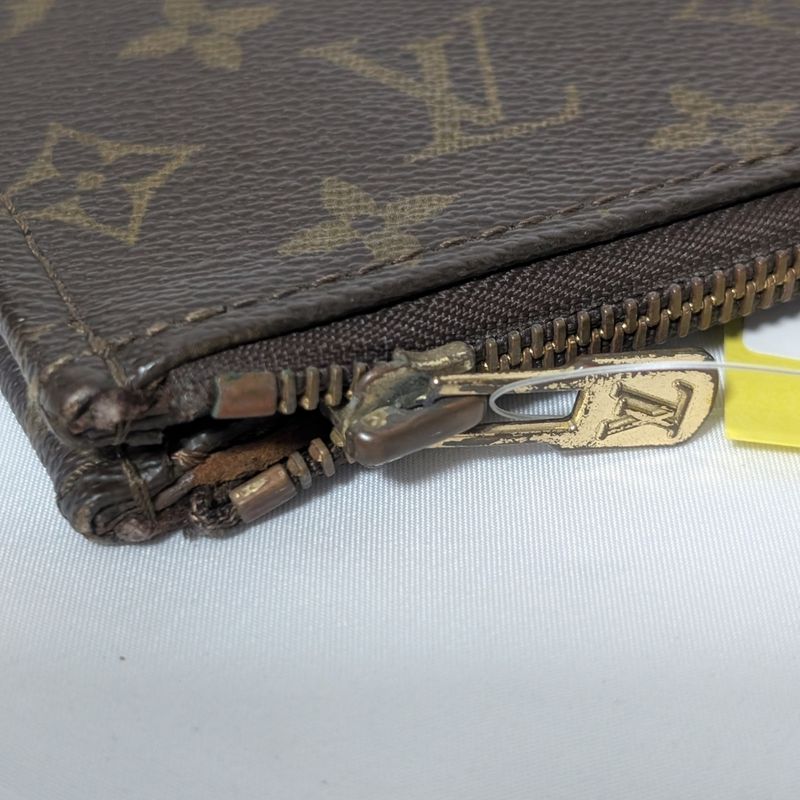 Louis Vuitton Poche Document Monogram Clutch