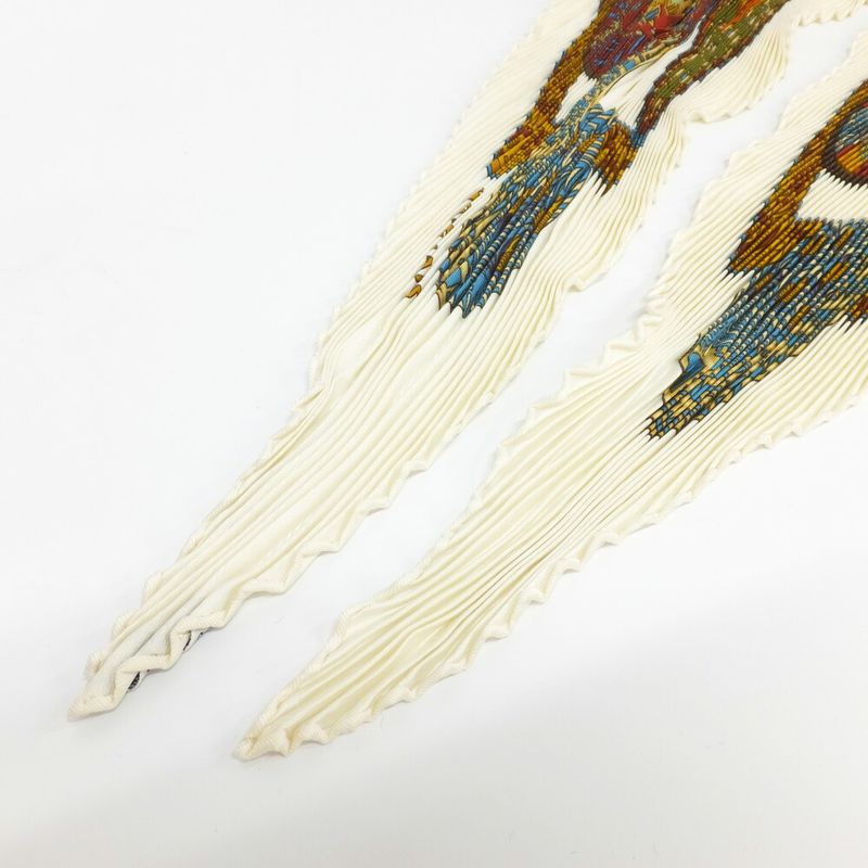 Hermes Carre Plisse Pliss Scarf White Red Multicolor Silk