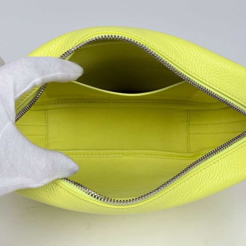 Balenciaga Everyday Shoulder Bag Leather Yellow