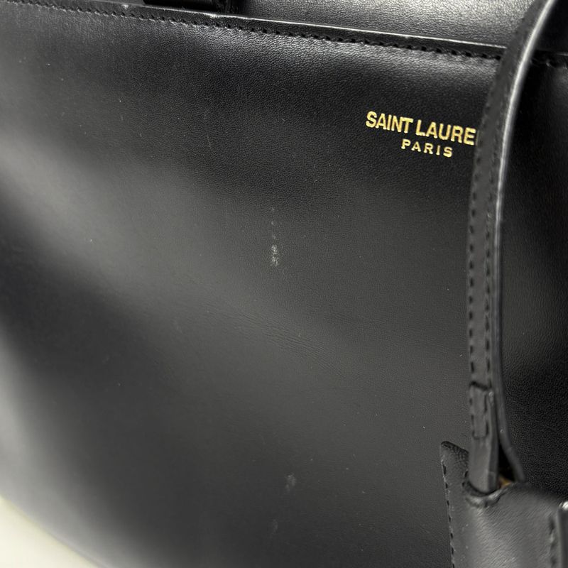 Saint Laurent Paris Classic Duffle 6 2-Way Shoulder Bag