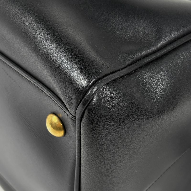 Saint Laurent Paris Classic Duffle 6 2-Way Shoulder Bag