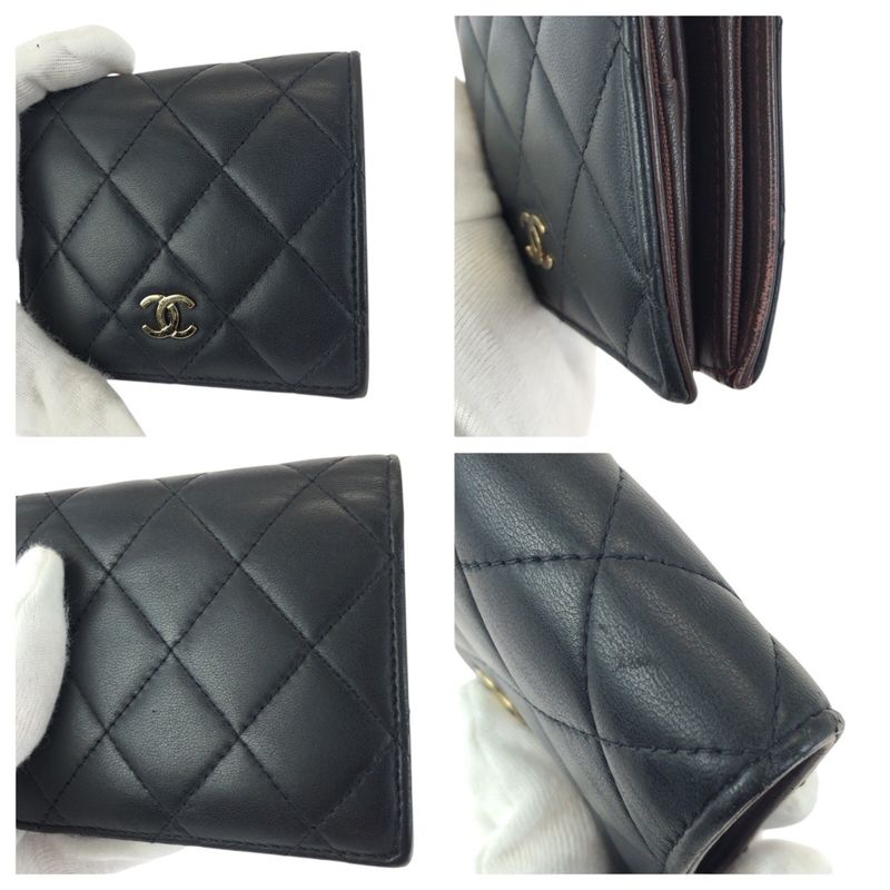 Chanel Quilted CC Logo Black Gold Lambskin Fold Wallet Compact