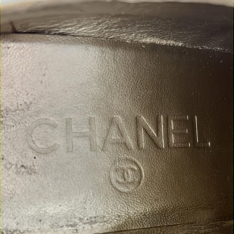 Chanel Bootie 37.5 C White CC Logo Leather Boot