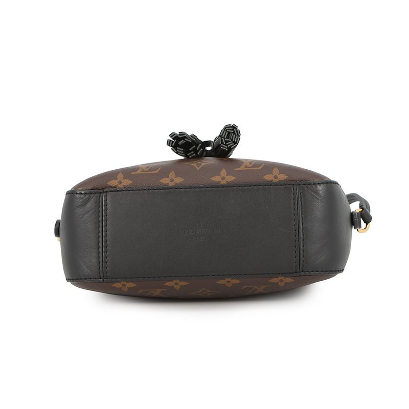 Louis Vuitton Shoulder Bag Monogram Saintonge Tassel Noir Black
