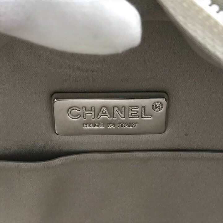 Chanel CC Logo Chain Shoulder Bag Crossbody White Silver