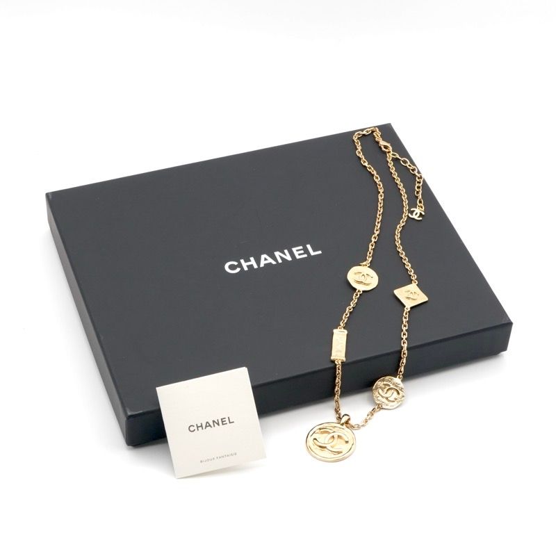 Chanel Necklace Pendant Choker Gold CC Logo Plate