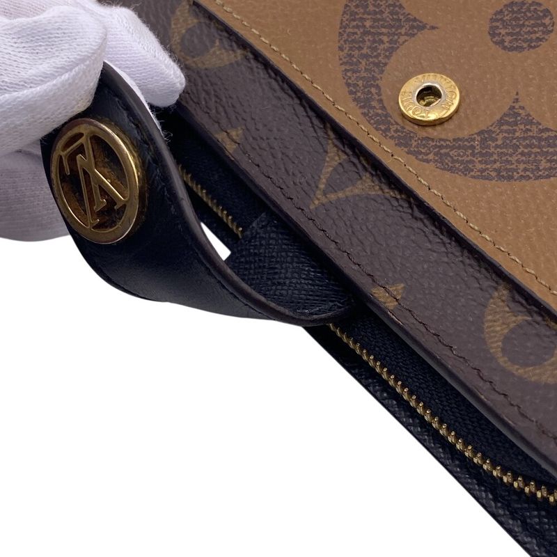 Louis Vuitton Portefeuille Juliette Monogram Reverse Leather Bifold