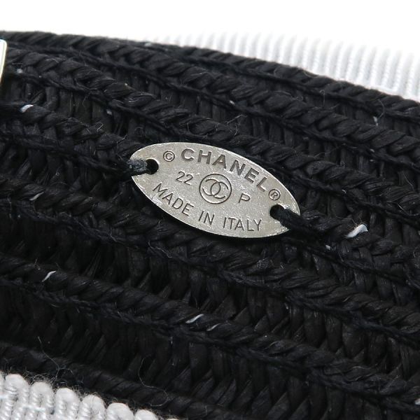 Chanel Barrette Black