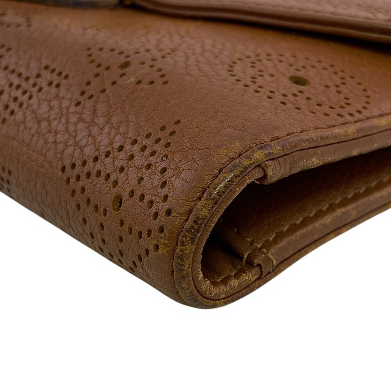 Louis Vuitton Portefeuille Amelia Monogram Mahina Leather Wallet
