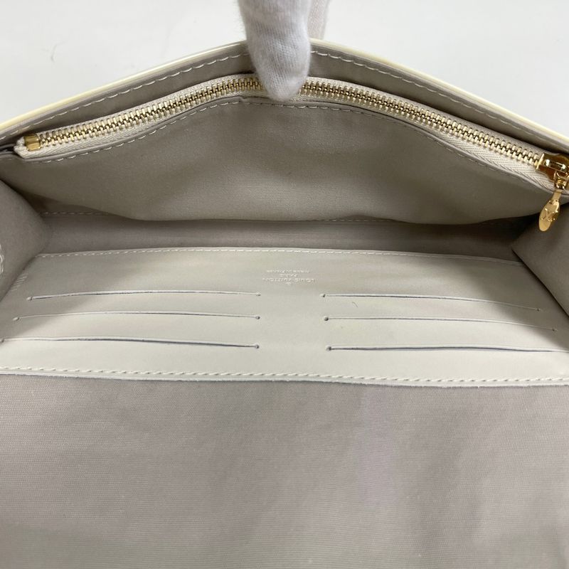 Louis Vuitton Sunset Boulevard Shoulder Bag Monogram Vernis Lou Pe Lou Lou