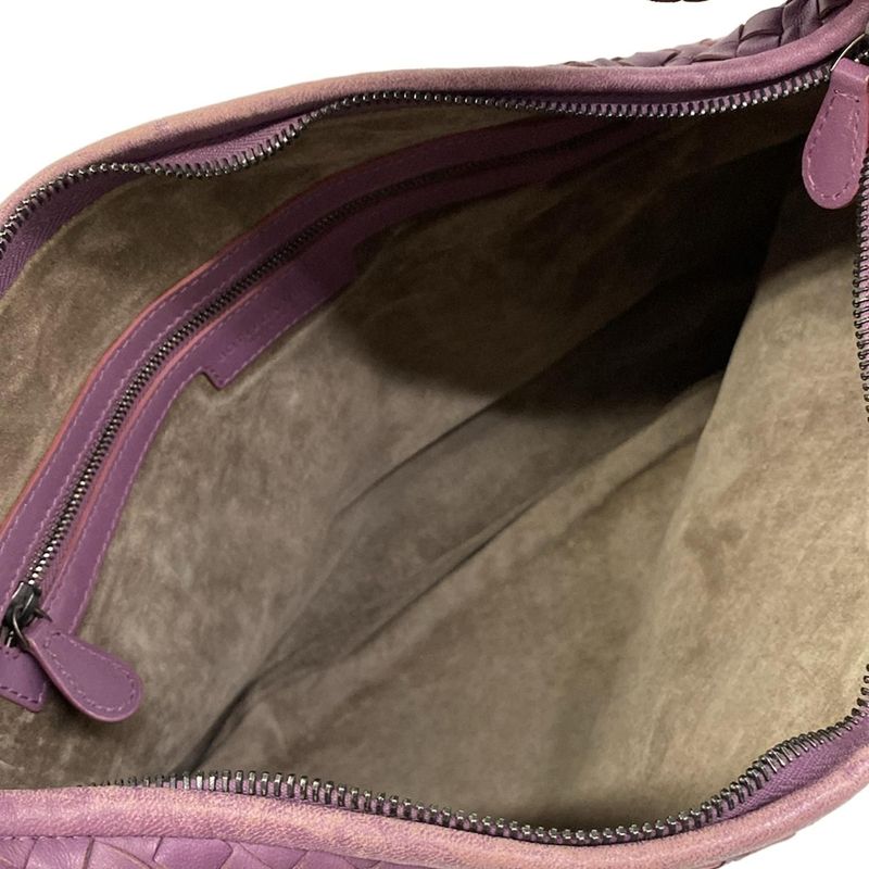 Bottega Veneta Shoulder Bag Large Purple Leather
