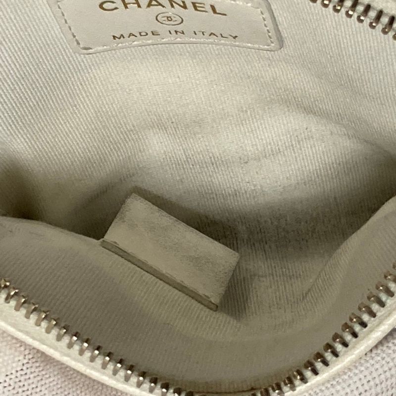 Chanel Quilted Caviar Leather Classic Zip Coin Purse
