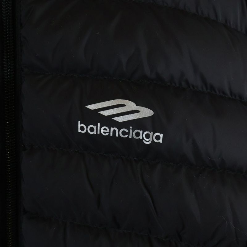 Balenciaga Sports Icon Puffer Jacket Black