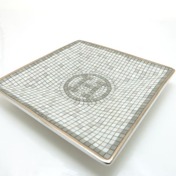 Hermes Petit Carre Mosaic 24 No1 Platinum Dish Porcelain Box Shipping Shoulder