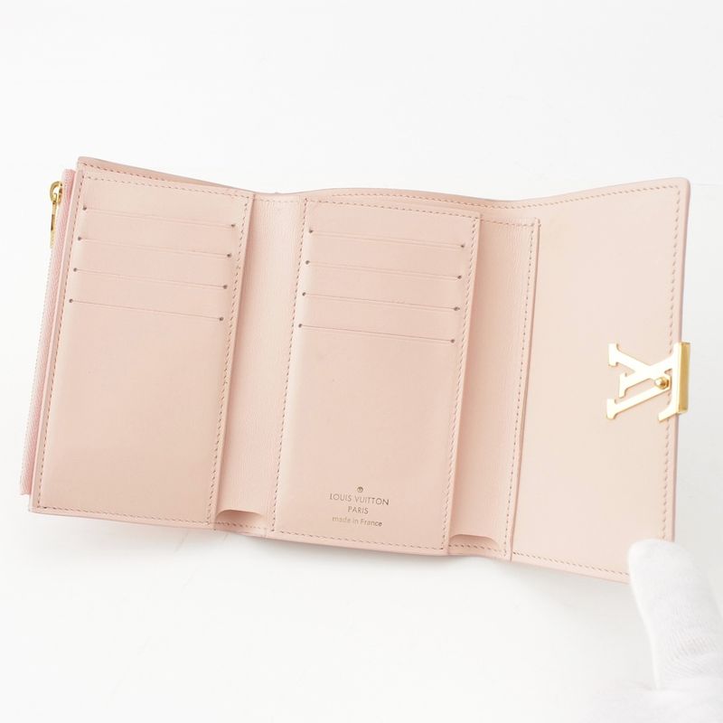 Louis Vuitton Taurillon Portefeuille Capucines Compact Wallet Trifold