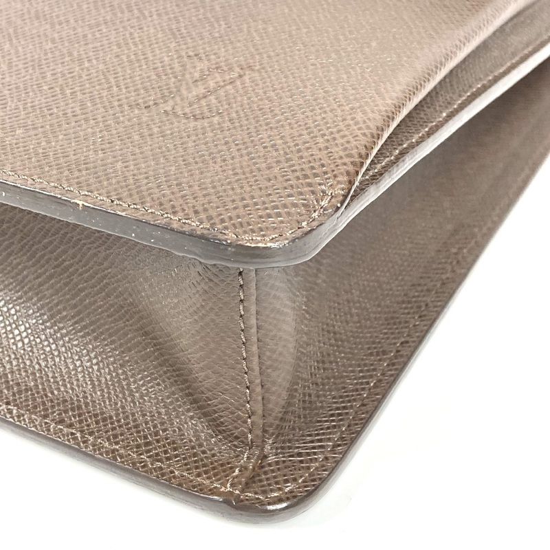 Louis Vuitton Business Bag Lagito Taiga Leather Grizzly Brown