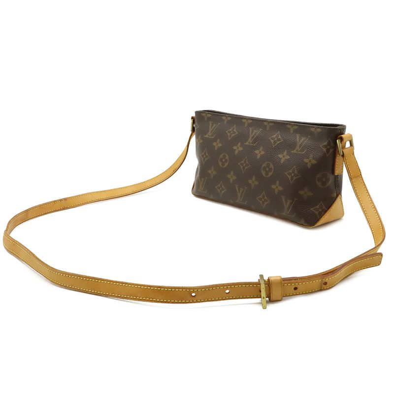 Louis Vuitton Monogram Trotteur Shoulder Bag Pochette