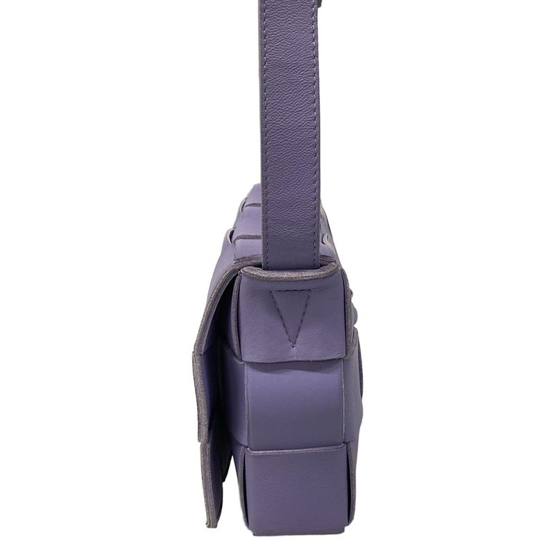Bottega Veneta Shoulder Bag Cassette Purple Leather
