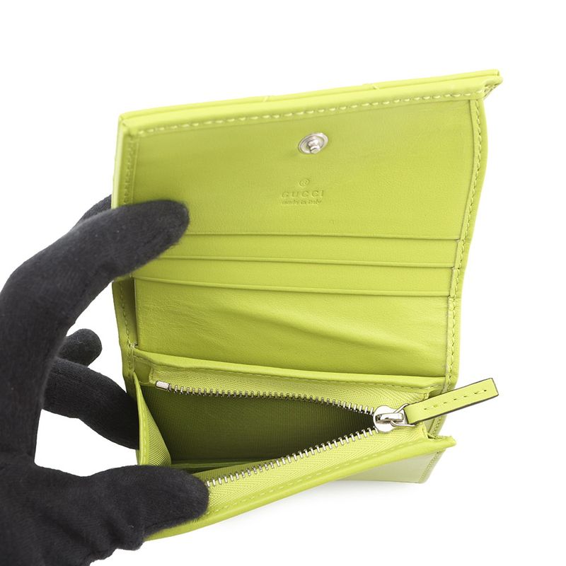 Gucci Bifold Wallet GG Marmont Compact Leather Double Light Green