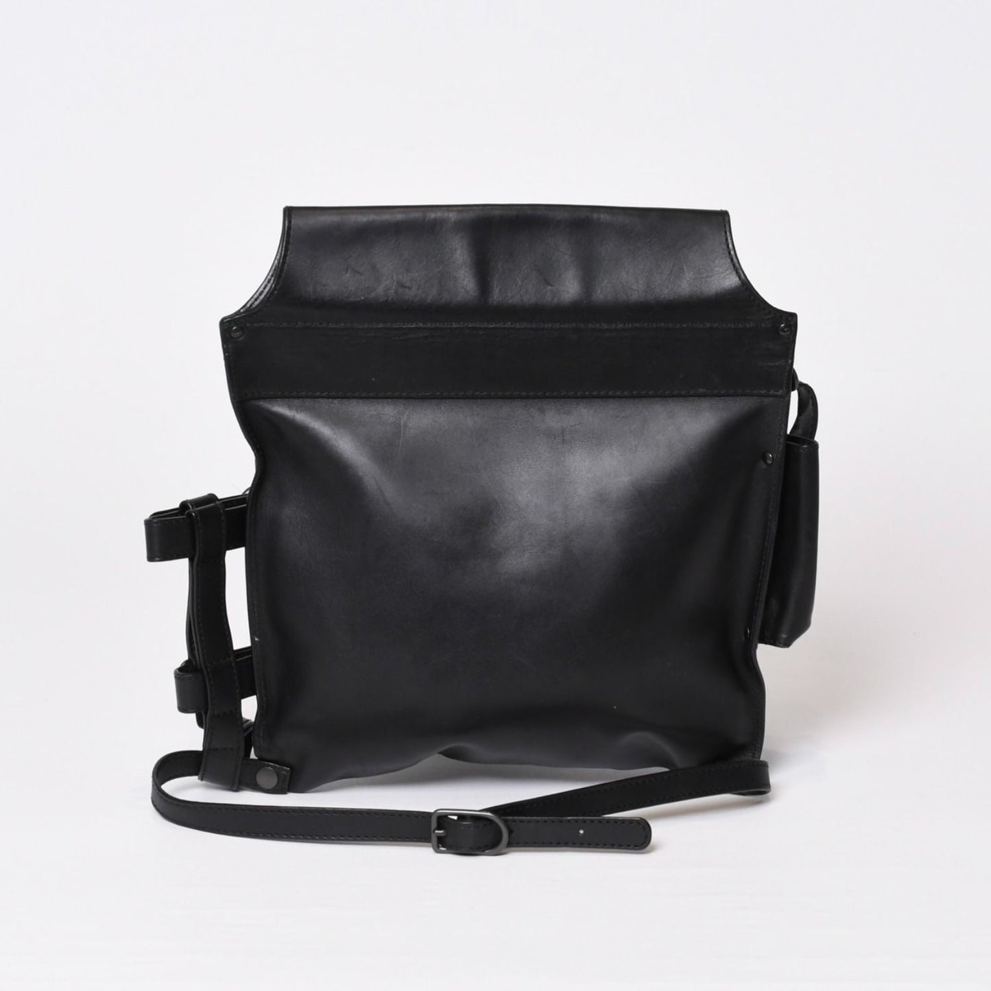 Bottega Veneta Intrecciato 2-Way Belt Bag Black Calfskin Gunmetal — view 2