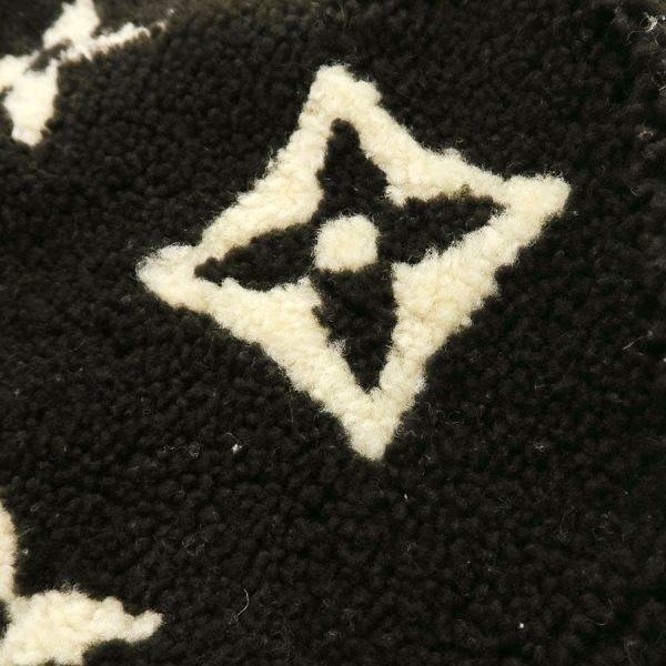 Louis Vuitton Monogram Teddy on the Go GM