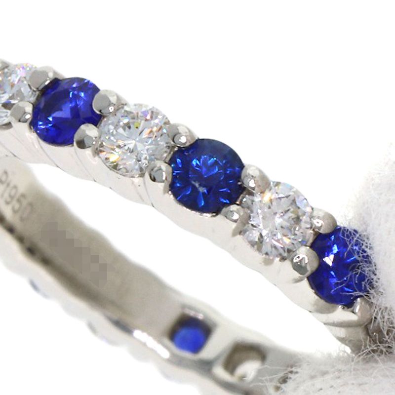 Harry Winston Round Cut Saffiano Diamond Prong Set Ring