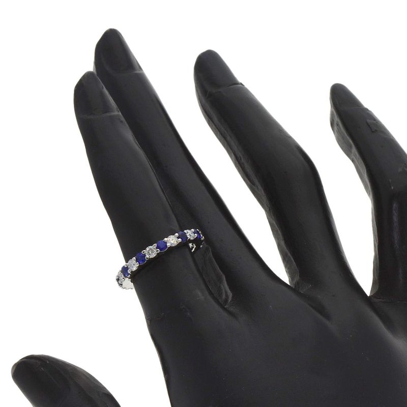 Harry Winston Round Cut Saffiano Diamond Prong Set Ring