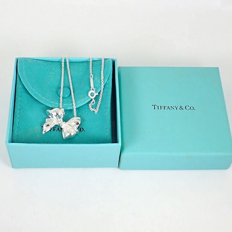 Tiffany & Co 925 Ribbon Motif Necklace Pendant