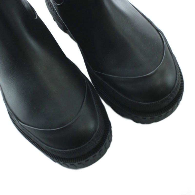 Moncler Moscova Boots Short Leather Logo Boa 37 Black