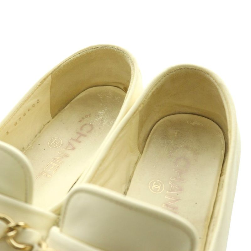 Chanel CC Logo Chain Loafer Leather 35.5 Ivory SS