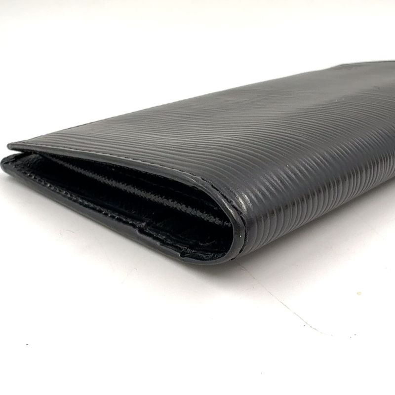 Louis Vuitton Card Holder Credit Circle Epi Wa Leather Wow Wallet Bifold Silver