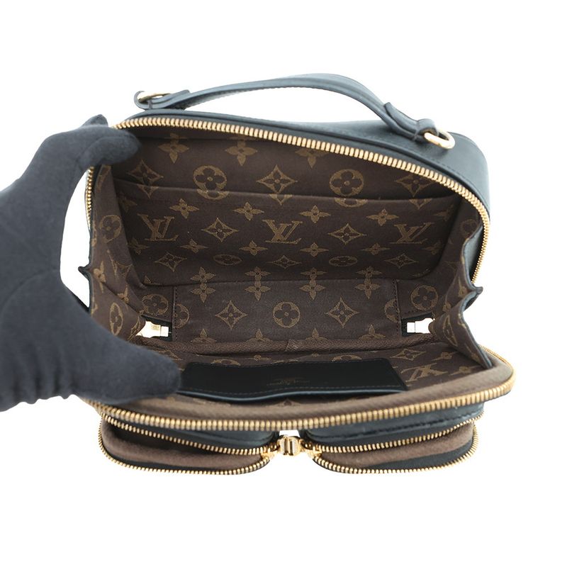Louis Vuitton Shoulder Bag Monogram Calf Leather Utility Noir Black