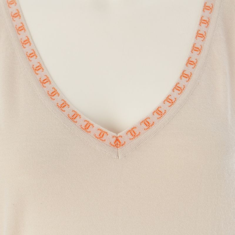 Chanel Cashmere CC Logo Top V-neck Sleeveless Knit Beige 42