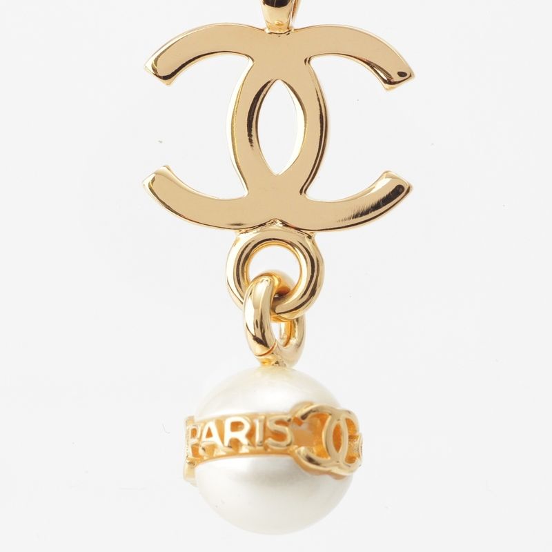 Chanel CC Logo Pearl Necklace Gold