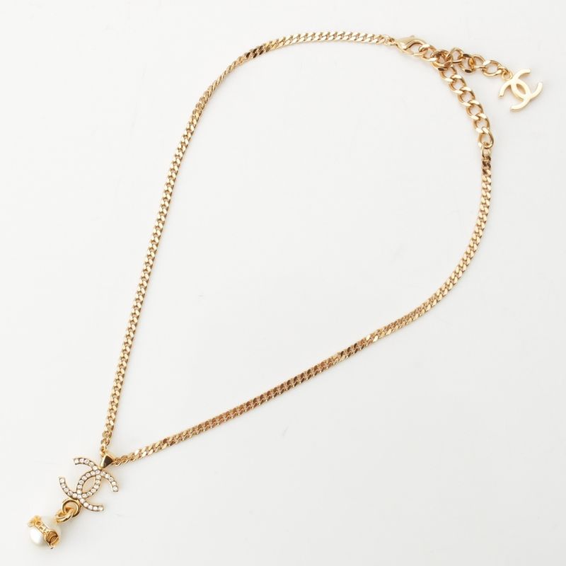 Chanel CC Logo Pearl Necklace Gold