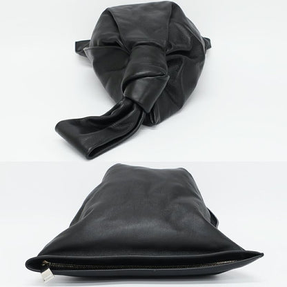 Bottega Veneta Triangle Twist Handbag Black Leather Clutch