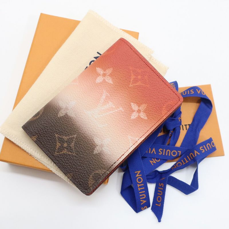 Louis Vuitton Monogram Pigment Card Case Organizer de Poche