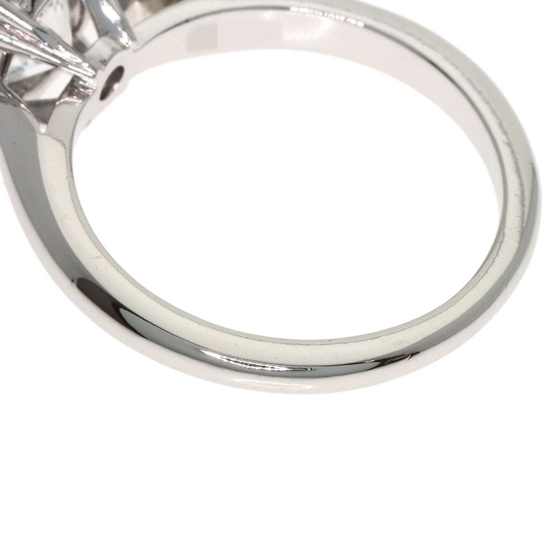 Harry Winston Round Solitaire Ring